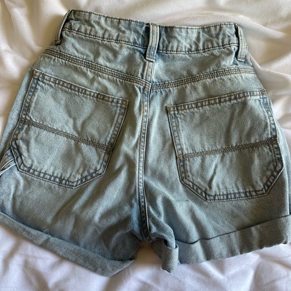 H&M Light Blue Jean Shorts - Picture 5 of 6